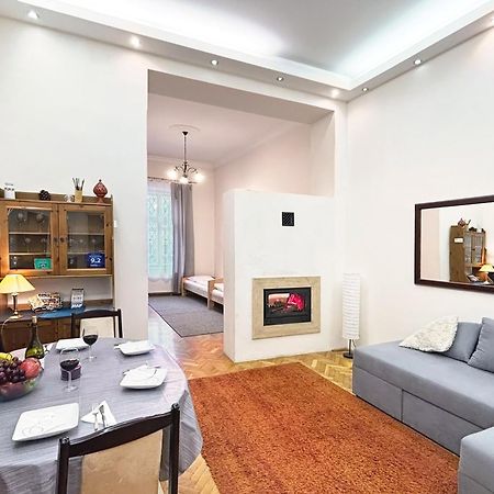 Fireplace Holidays Budapest Luaran gambar
