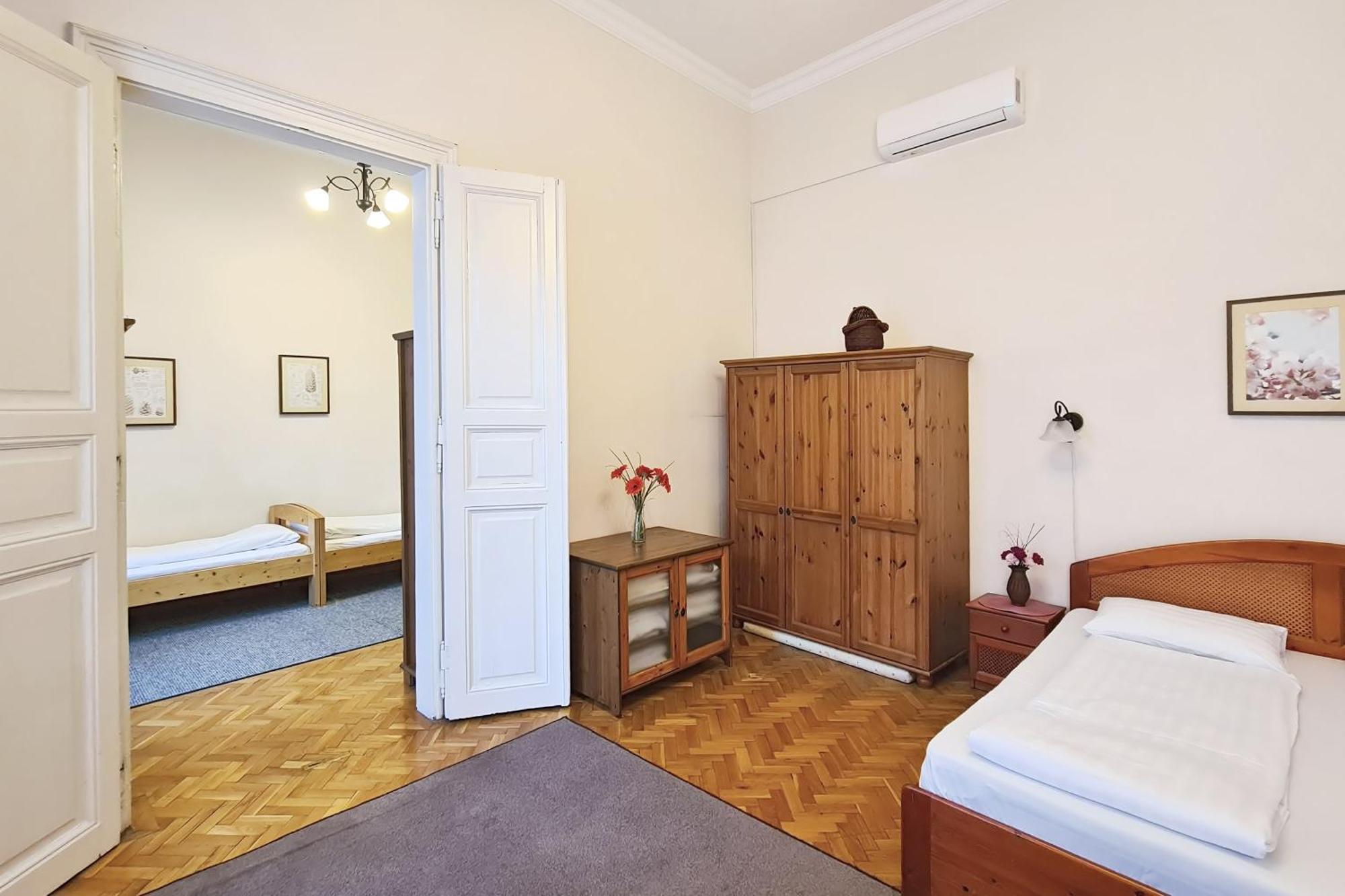 Fireplace Holidays Budapest Luaran gambar